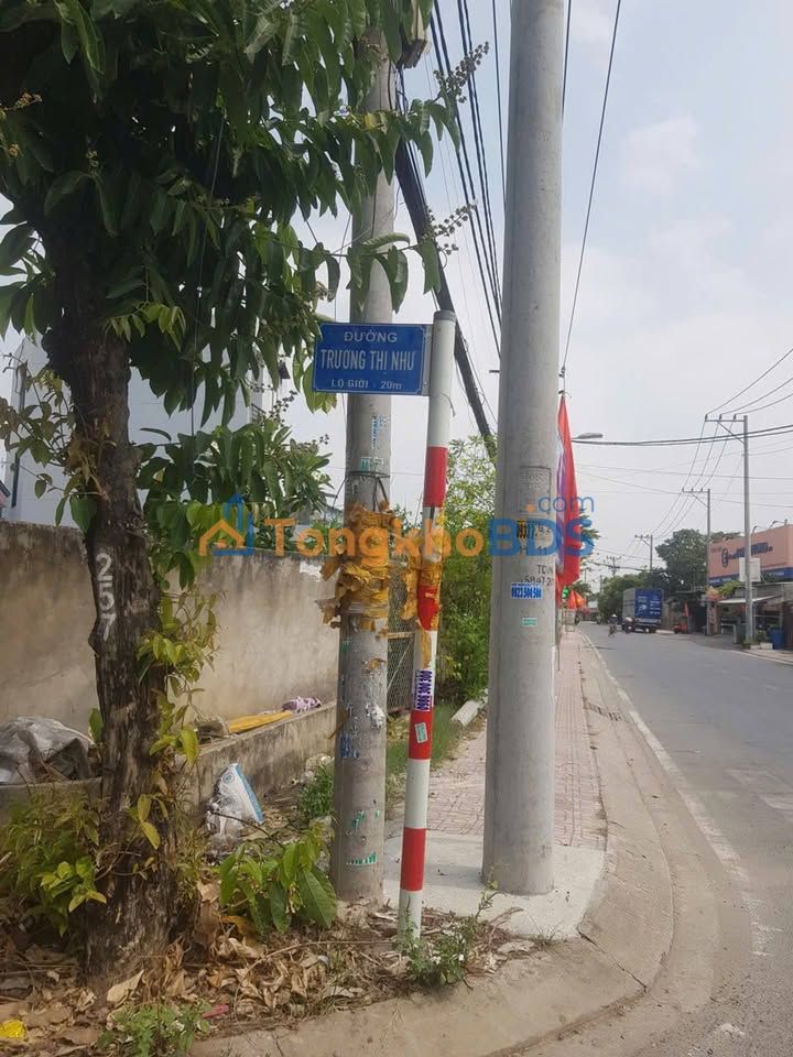 Nhà phố Hóc Môn 72m² giá 3,8 tỷ - Mặt tiền kinh doanh