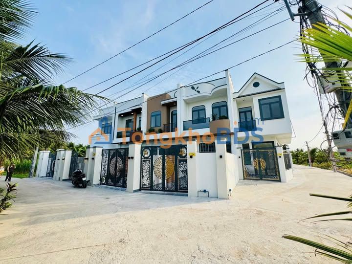 Nhà Mỹ Phong Mỹ Tho 100m² 1,95 tỷ - Chính chủ full nội thất