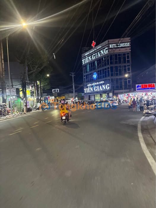 Nhà phố Lê Văn Phẩm Cao Lãnh 44m² 4,7 tỷ - Mặt tiền kinh doanh