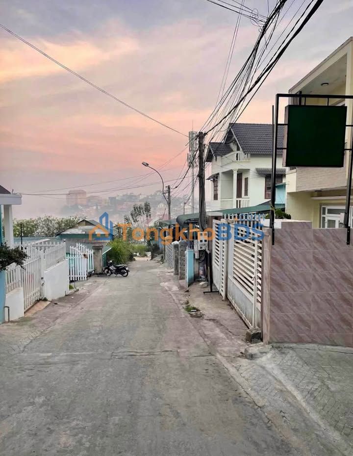 Nhà Mai Hắc Đế Đà Lạt 89m² 5.9 tỷ - Sẵn sàng ở ngay