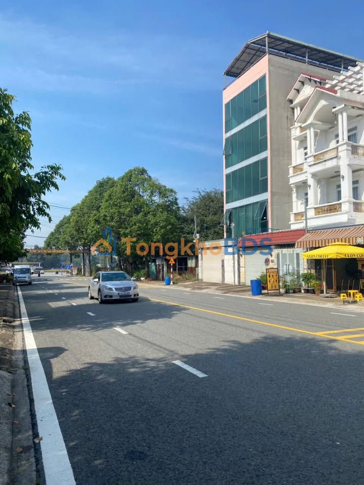 Mặt Tiền Kinh Doanh TDM, Bình Dương - 100m² Giá 3.5 Tỷ TL