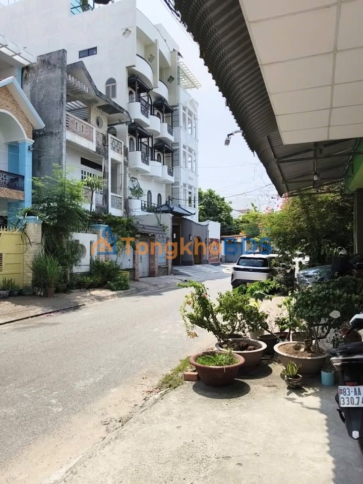 Căn hộ 1 phòng mới xây, gần ĐHCT, đường Đinh Công Tráng - 1.7 triệu/tháng