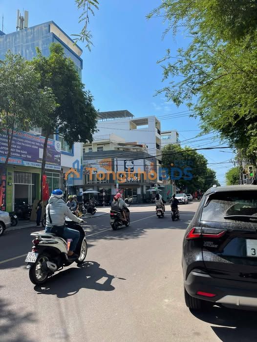 Nhà riêng Lê Hồng Phong Quy Nhơn 147m2 16 tỷ - Ô tô vào