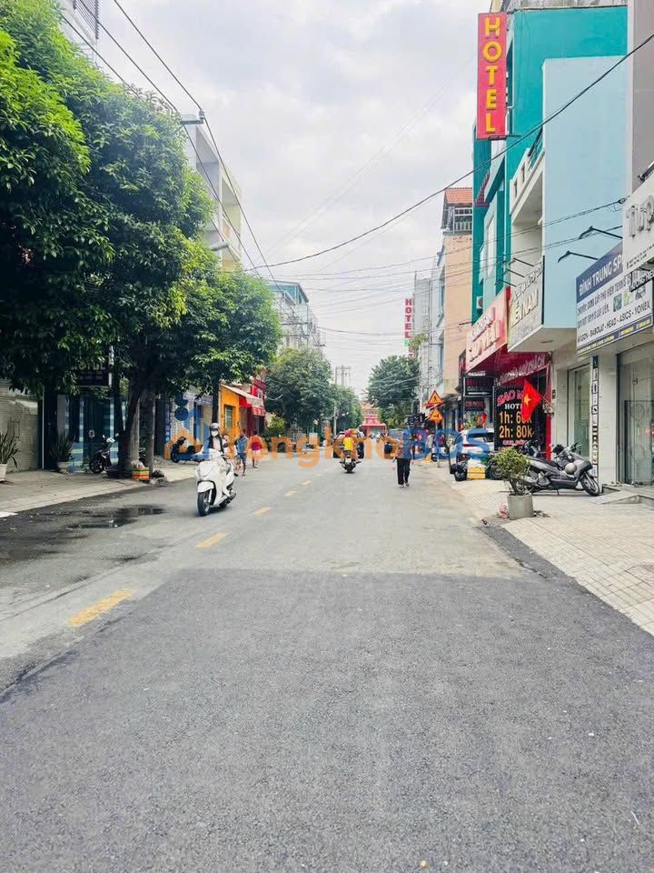 Nhà Tân Phú Tân Kỳ Tân Quý 64m² giá 8 tỷ - Ô tô vào tận nhà