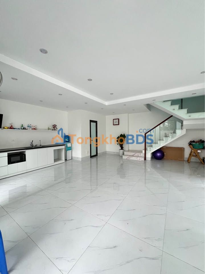 Nhà riêng Ngô Quyền Lạng Sơn 151m² 4 tỷ - Ô tô vào nhà