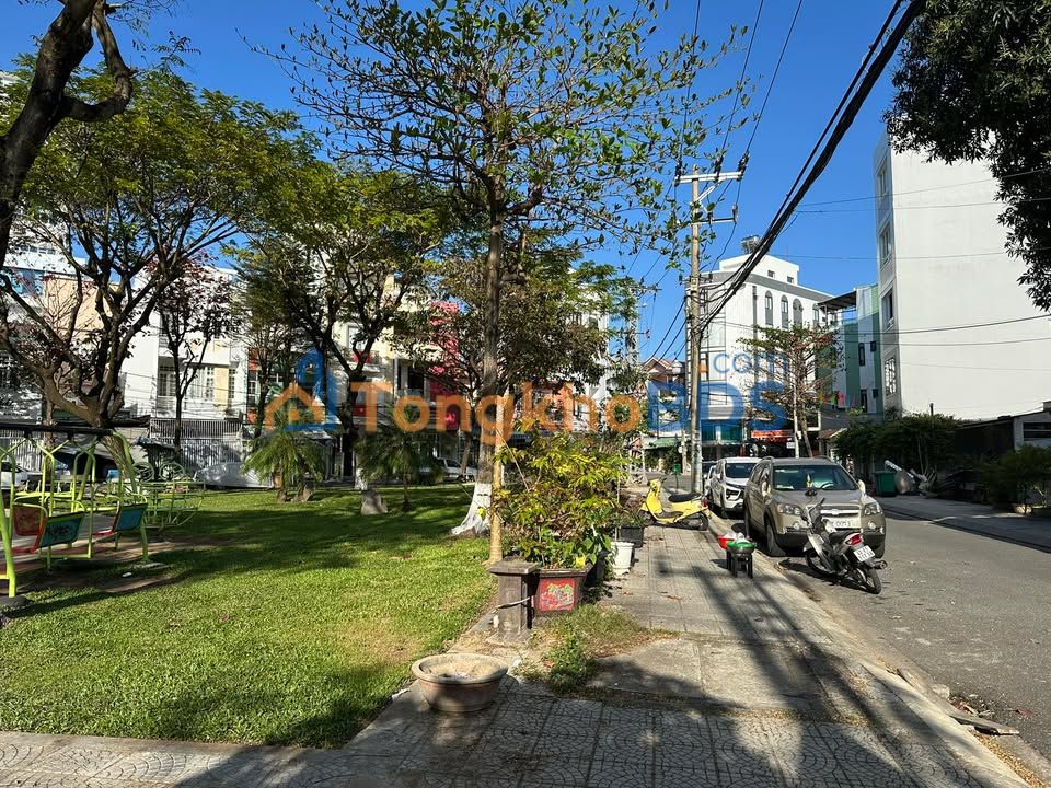 Nhà 2 Tầng 114m² Ngay Công Viên Sơn Trà - Giá Tốt Trung Tâm