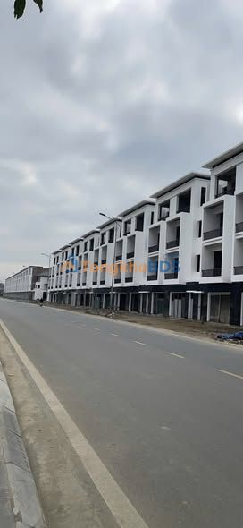 Bán Nhà Thô 123m² MT An Dương Vương, Lào Cai - Sẵn Sàng Kinh Doanh