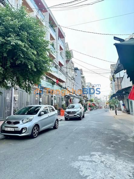 Nhà Lê Văn Quới 100m² 8.3 tỷ - Sẵn sàng ở ngay