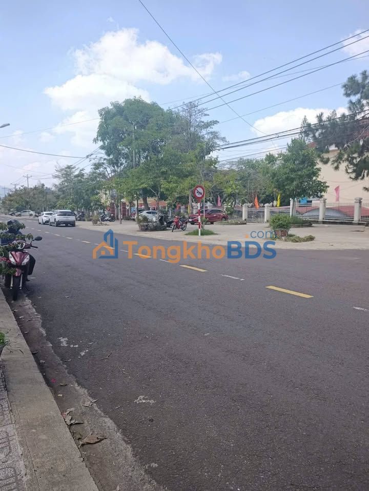 Mặt bằng Bùi Thị Xuân P1 Bảo Lộc 7 triệu - Mặt tiền kinh doanh