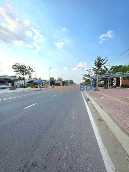 Nhà mặt tiền Nguyễn Chí Thanh Hòa Thành 198m² 3.49 tỷ - Mặt tiền kinh doanh