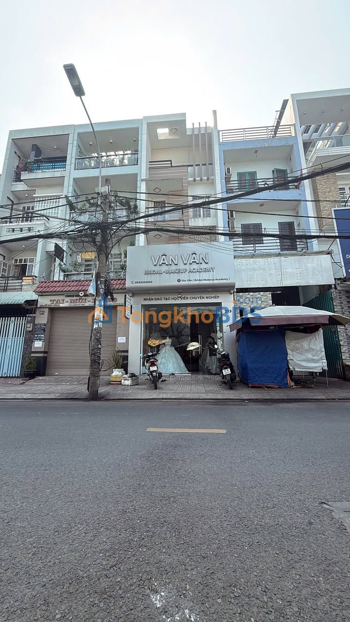 Nhà mặt tiền Khu Tên Lửa 80m² 22 triệu - Mặt tiền kinh doanh