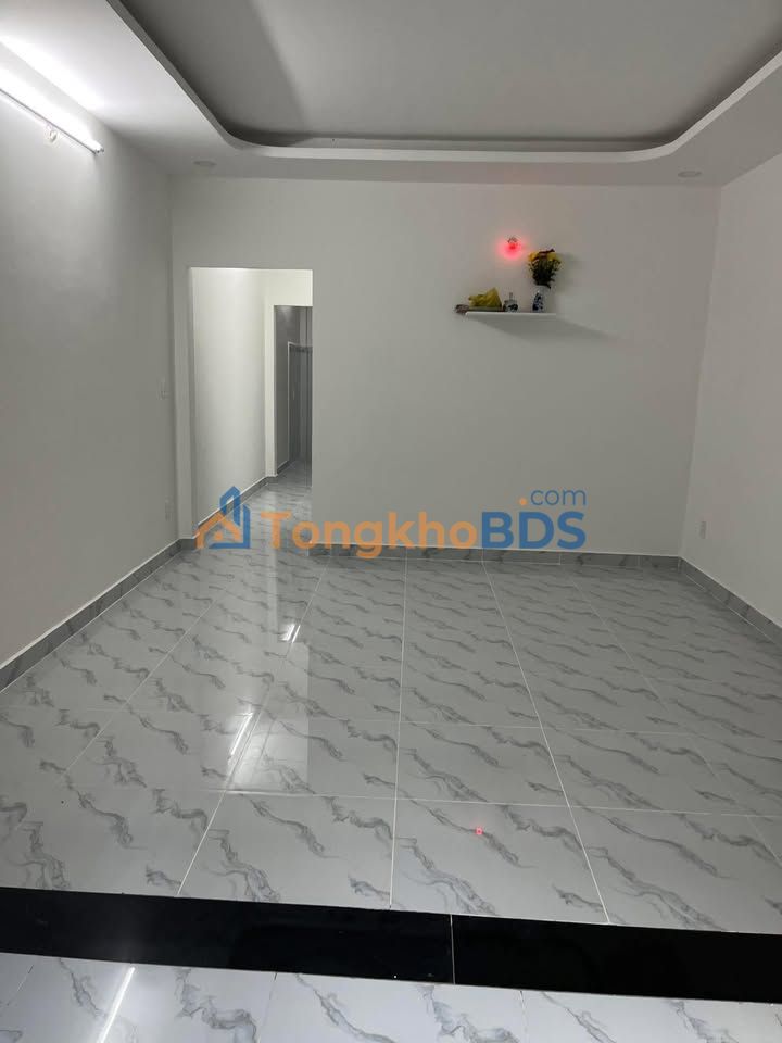 Nhà Huỳnh Thiện Lộc Tân Phú 64m² 9.5 triệu - Sẵn sàng ở ngay