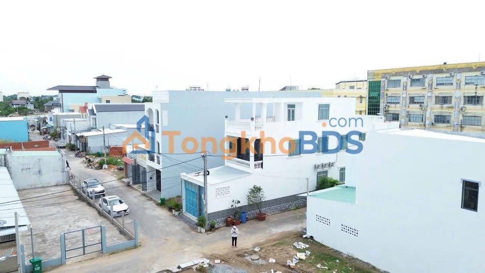 Nhà riêng Hẻm 154 Trần Văn Giàu 320m² 3.2 tỷ - Chính chủ bán