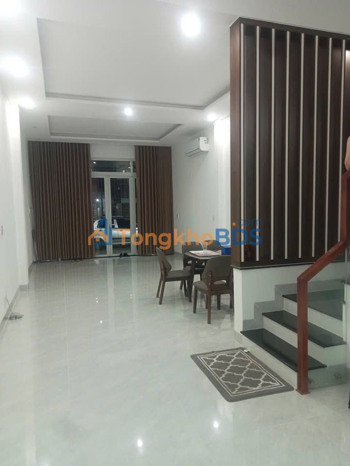 Nhà mặt tiền Y Jut BMT 52m² 16.5 tỷ - Full nội thất