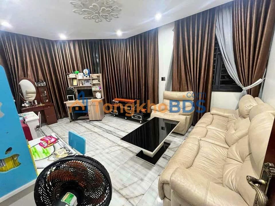 Biệt thự Lê Cao Lãng Tân Phú 97m² - Mặt tiền kinh doanh