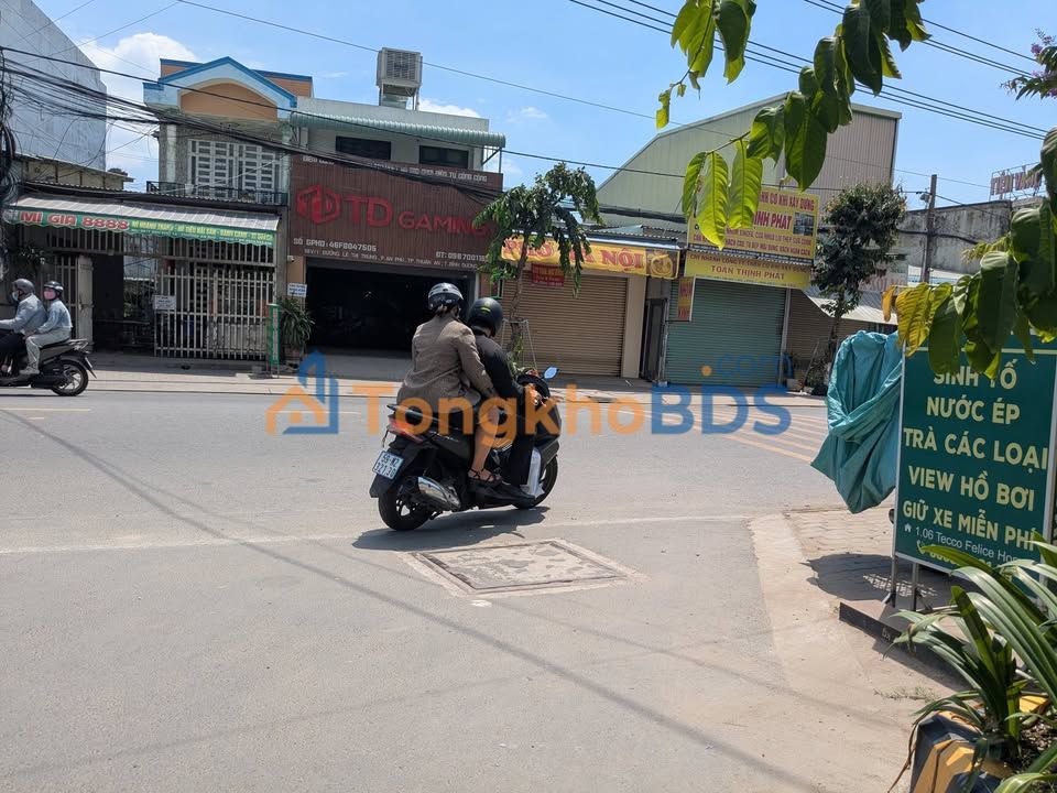 Nhà nguyên căn Lê Thị Trung Tân Uyên 75m² 10 triệu - Ô tô vào nhà