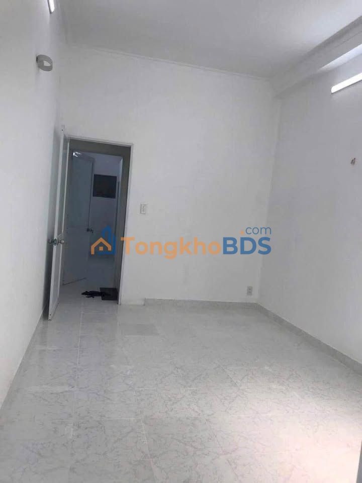 Nhà Nguyễn Thị Thập Quận 7 30m² 2.45 tỷ - Sẵn sàng ở ngay