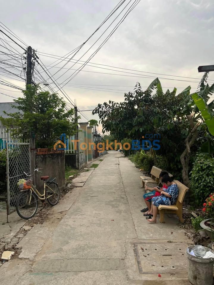 Nhà riêng Tân An 221m² giá 2 tỷ - Ô tô vào tận nhà