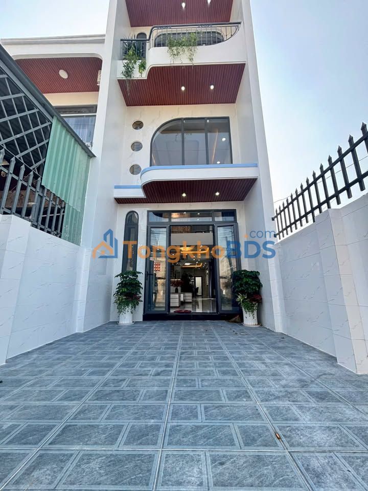 Nhà riêng Phước Lợi Bến Lức 104m² 3.35 tỷ - Ô tô vào nhà