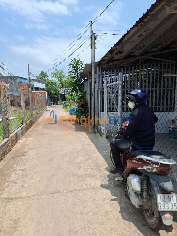 Đất nền Long An 100m² sát Ngã Ba Mỹ Hạnh - Sổ hồng sẵn, giá 1.2 tỷ