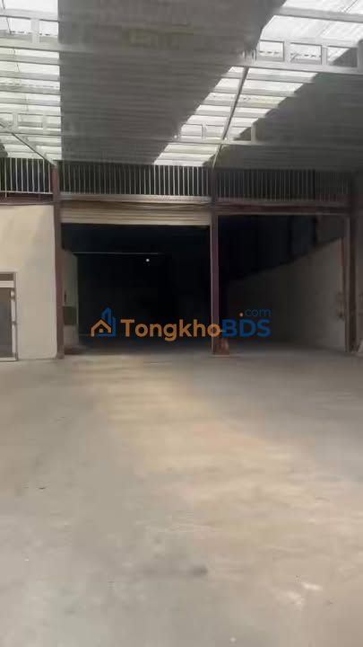 Cho thuê kho xưởng 1200m² Đức Hòa, Long An - Xe container vào tận nơi