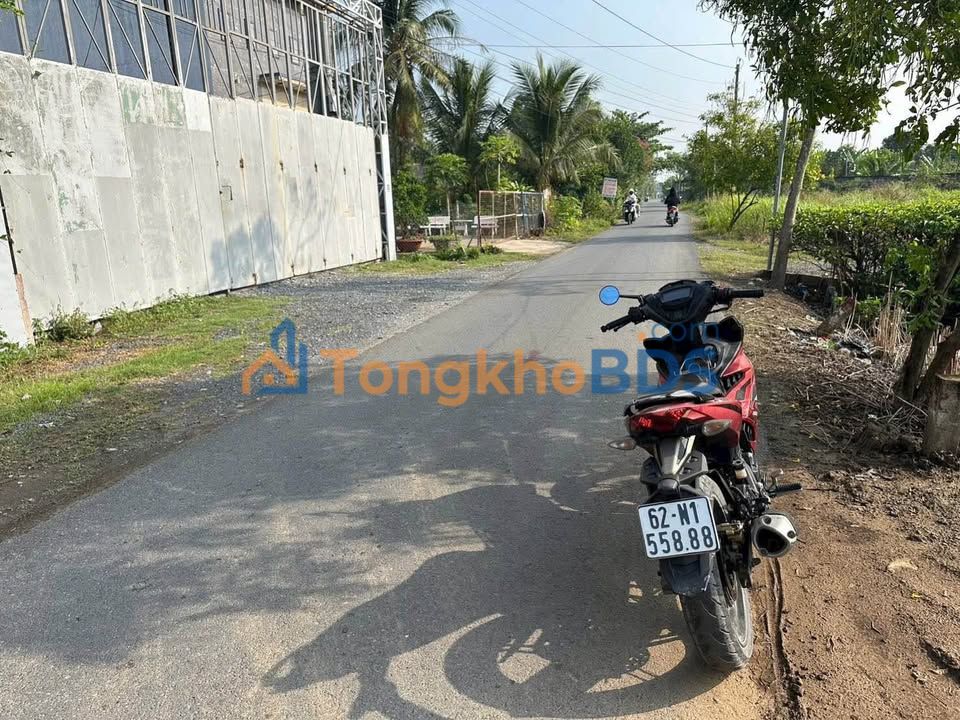 Đất nền Nhựt Chánh Bến Lức 135m² 1.4 tỷ - Đường ô tô