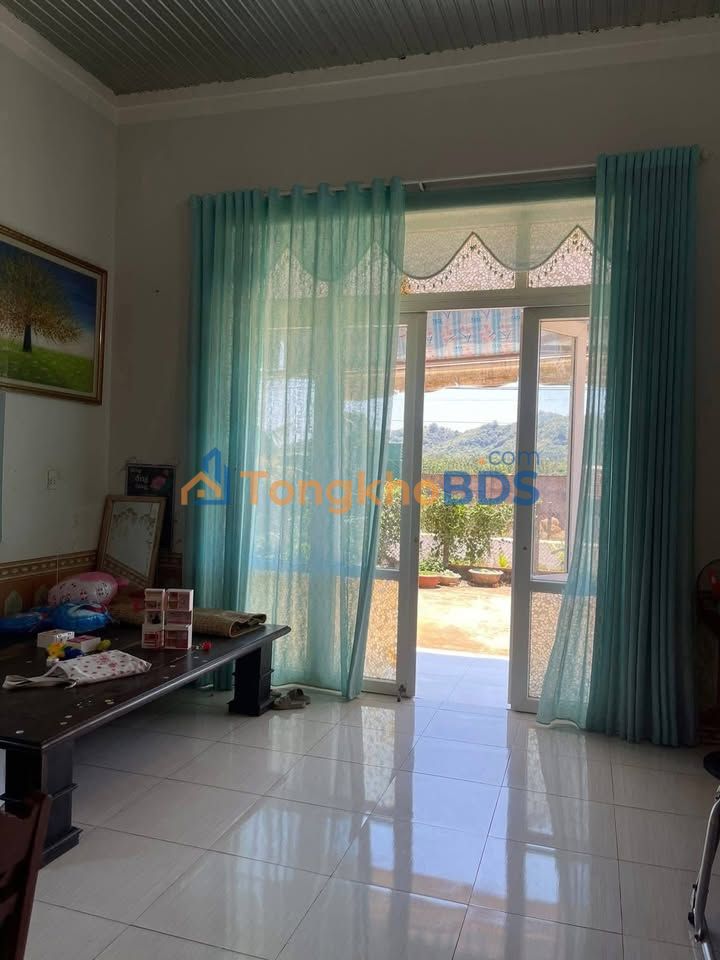 Nhà riêng Nguyễn Du 1200m2 giá 3 tỷ - Ô tô vào tận nhà