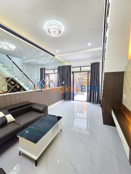 Bán Nhà Đường Lâm Văn Bền, Q7 - 49m², 2PN, Sổ Hồng Riêng