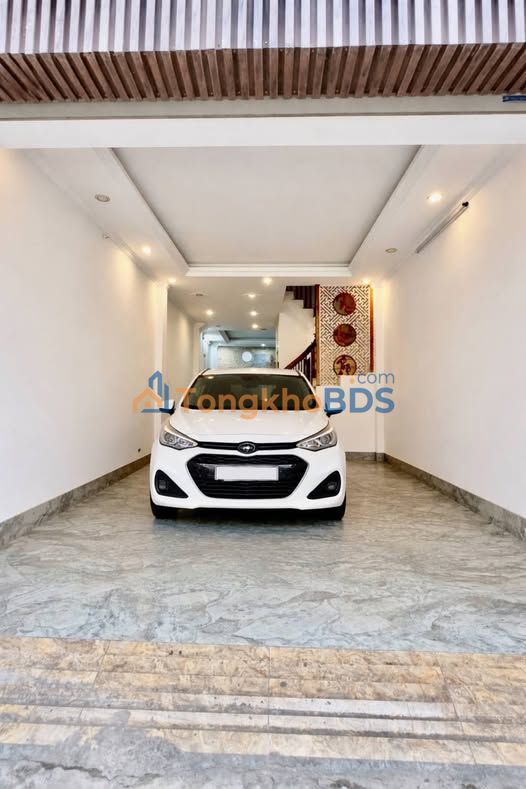 Nhà Phố Kinh Doanh 60m² Giải Phóng, Hoàng Mai - Ô Tô, Thang Máy, 6 Ngủ