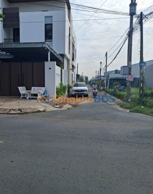 Nhà mặt tiền Hẻm 73 D5 Trà Vinh 100m² - Sẵn sàng ở ngay