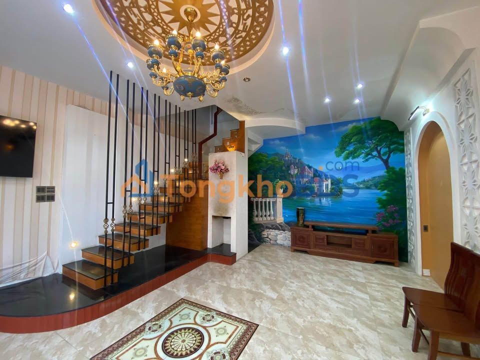 Nhà phố Nguyễn Chí Thanh Tuy Hòa 40m² 4.1 tỷ - Mặt tiền kinh doanh