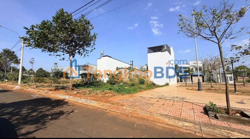 Đất Nền Võ Thị Sáu, Buôn Ma Thuột - 100m² Thổ Cư, Đối Diện Công Viên
