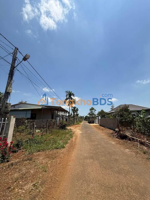 Nhà riêng Tân An Buôn Ma Thuột 150m2 1,25 tỷ - Ô tô vào nhà