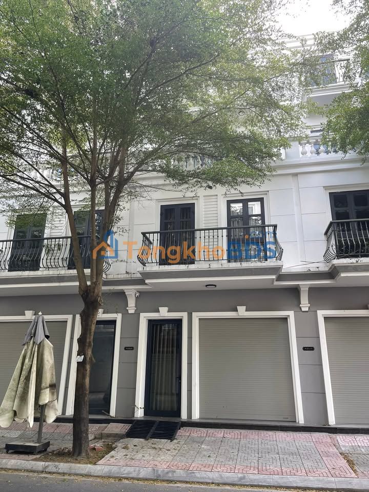 Nhà Mặt Tiền Trần Huỳnh, Bạc Liêu - 250m² - Kinh Doanh Đắc Lợi