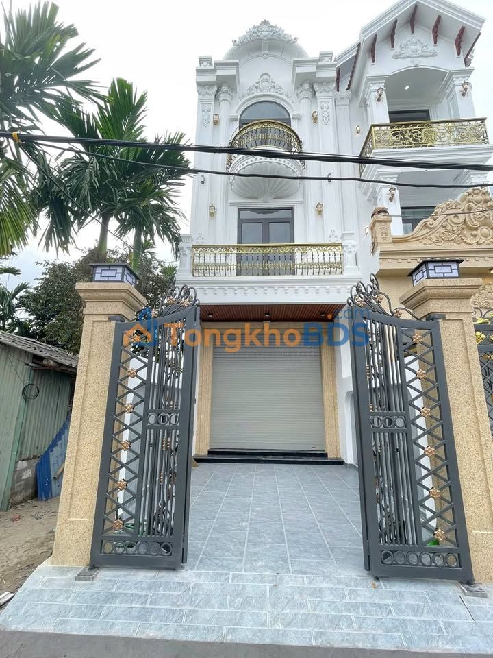 Nhà 3 Tầng Tân Cổ Điển 72m² An Dương - Sổ Đỏ Chính Chủ