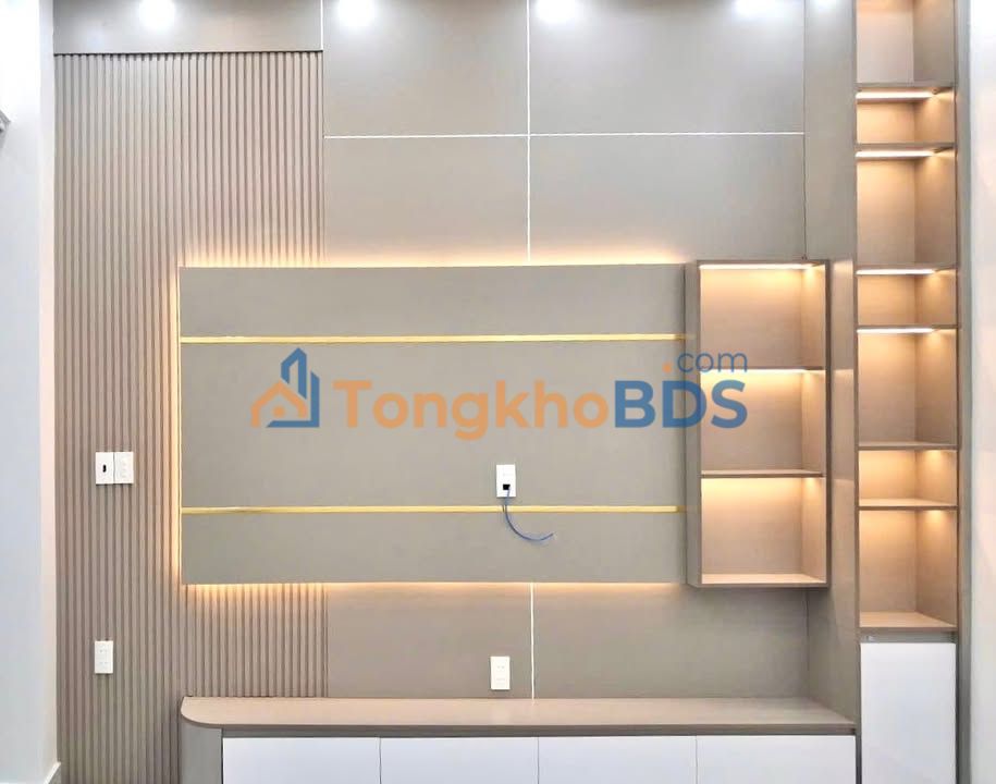 Nhà phố Phố Chợ Hàng Lê Chân 47m² 5,25 tỷ - Thích hợp KD