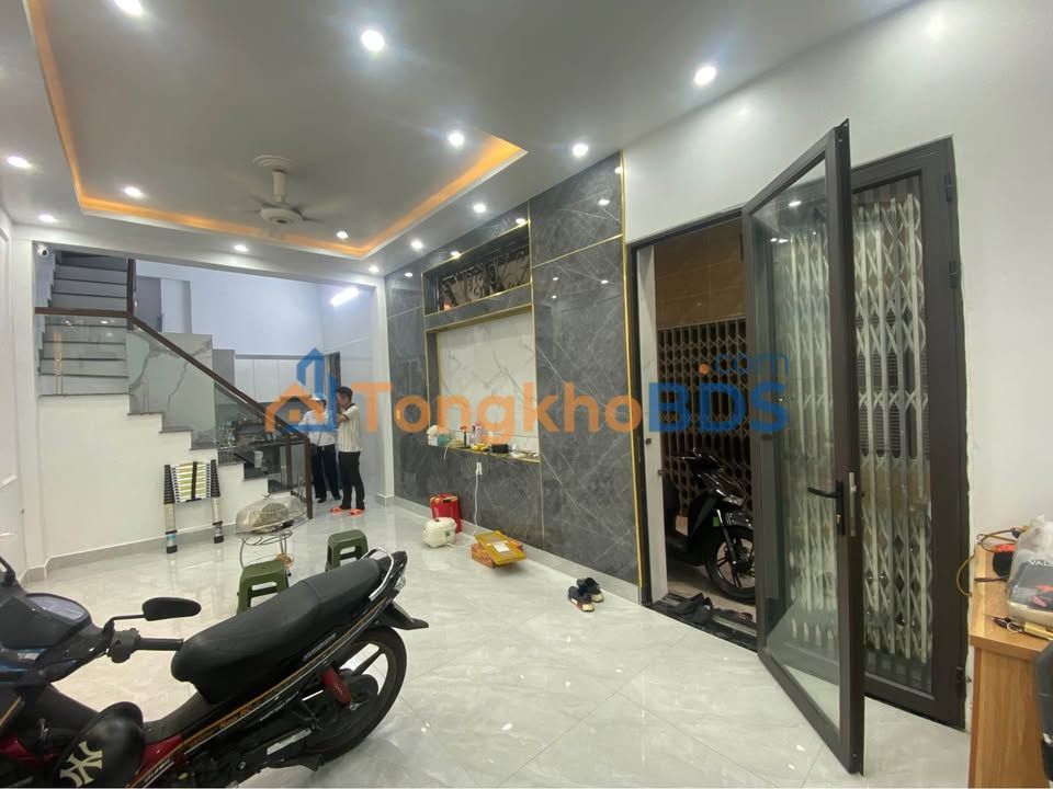 Nhà 37m² 3 tầng Nguyễn Công Trứ, Hải Phòng - Giá 3.2 Tỷ