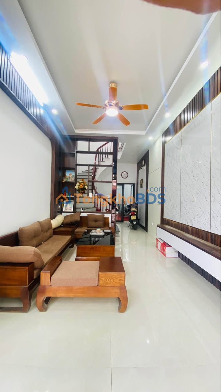 Nhà mặt đường Nguyễn Tông Quân 55m² 5 tỷ - Thích hợp KD