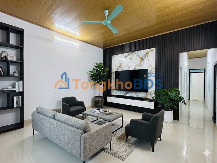 Townhouse Tân Tiến 143.8m² giá 3 tỷ - Ô tô vào tận nhà