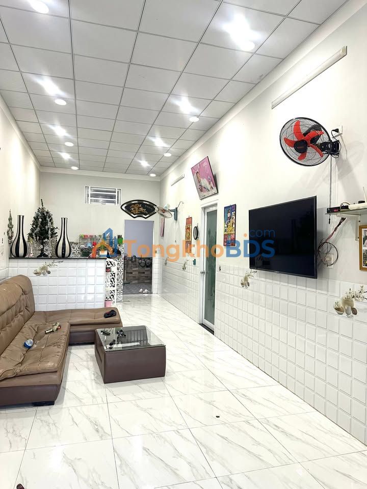 Nhà riêng Long Khánh 200m² 1.7 tỷ - Chính chủ bán