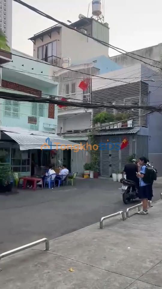 Nhà phố Lê Văn Sỹ Phú Nhuận 30m² 500 triệu - Ôtô vào nhà