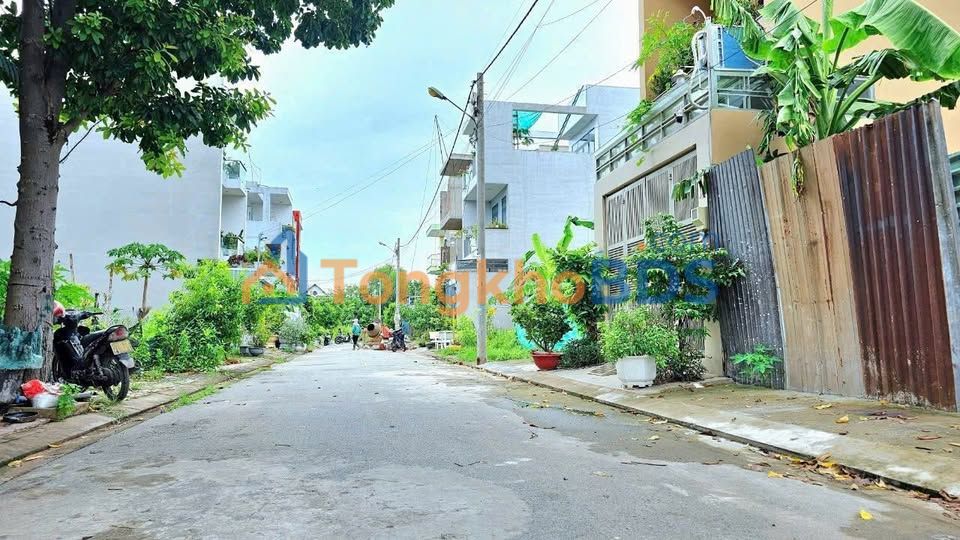 Đất nền Phú Hữu Q9 68m² giá 3.99 tỷ - Sổ đỏ chính chủ