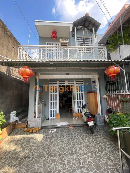 Nhà Mặt Tiền Đường Linh Tây, Thủ Đức - 104m² Sổ Hồng Riêng - 9.2 Tỷ