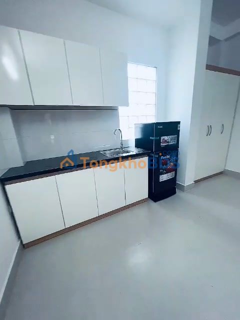 Cho thuê phòng trọ full nội thất 28m² Nguyễn Khang, Cầu Giấy - Sẵn Sàng Ở Ngay!