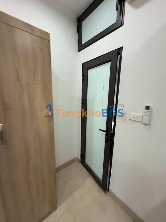 Phòng Trần Quốc Hoàn, Cầu Giấy - Full Nội Thất, Giá 3.2 Triệu/Tháng