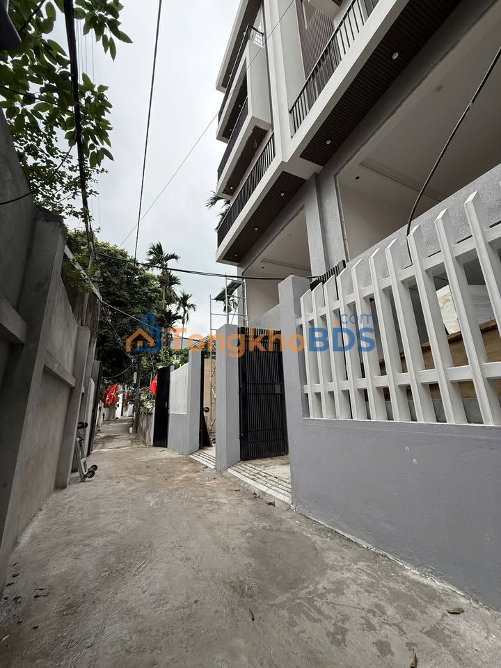 Nhà riêng Ngọc Thụy Long Biên 66m² 12 tỷ - Ô tô vào tận nhà