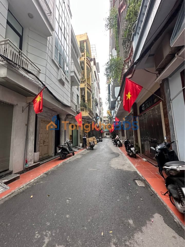 Nhà Nguyễn Trãi Thanh Xuân 50m² 18 tỷ - Oto vào nhà