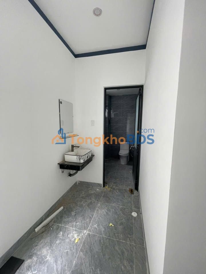 Nhà Trệt Lầu 80m² Lô Góc Thủ Dầu Một - Giá 2 Tỷ