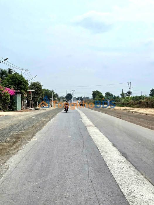 Đất Mặt Tiền Bàu Năng Chà Là, Tây Ninh - 2000m² - Sẵn Sàng Xây Kho/Xưởng/Nghỉ Dưỡng