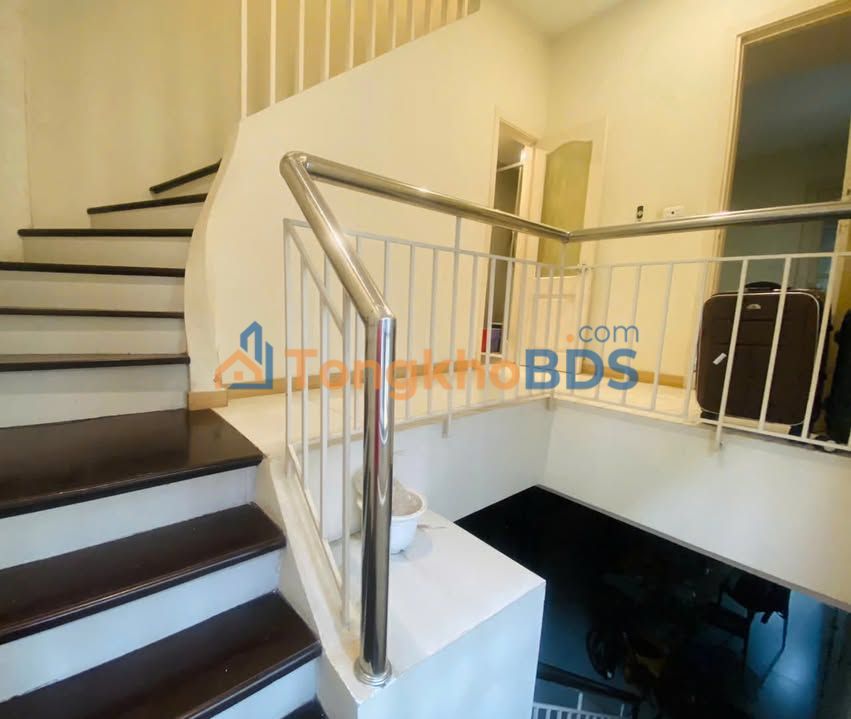 Góc nhà Ngõ 19 Lạc Trung 52m² - Chính chủ pháp lý đầy đủ